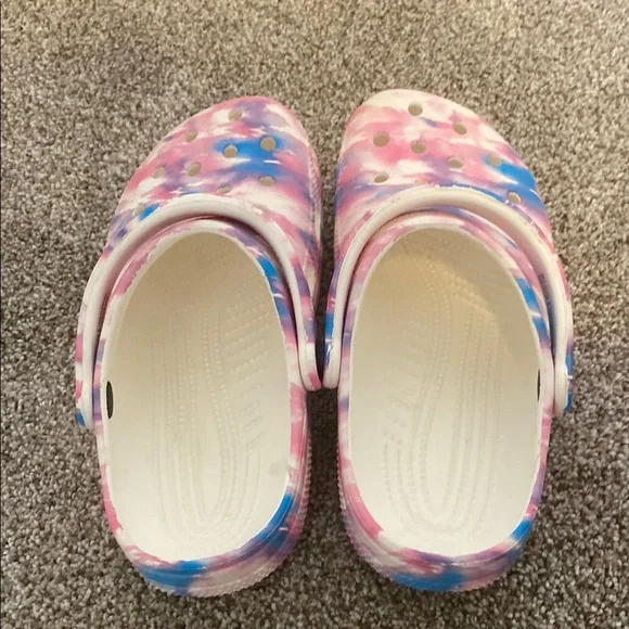 CROCS Pink and Blue Water Shoes with Perforated Design - Picture 5 of 7